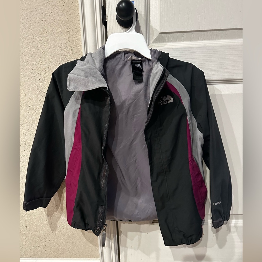 North Face Kids Rain Jacket size 7/8 youth. Grey with light gray & pink stripes